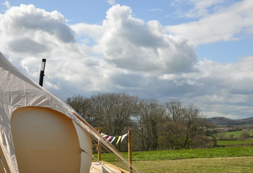Lovely Spacious Lotus Bell Tent In Shaftesbury, Uk