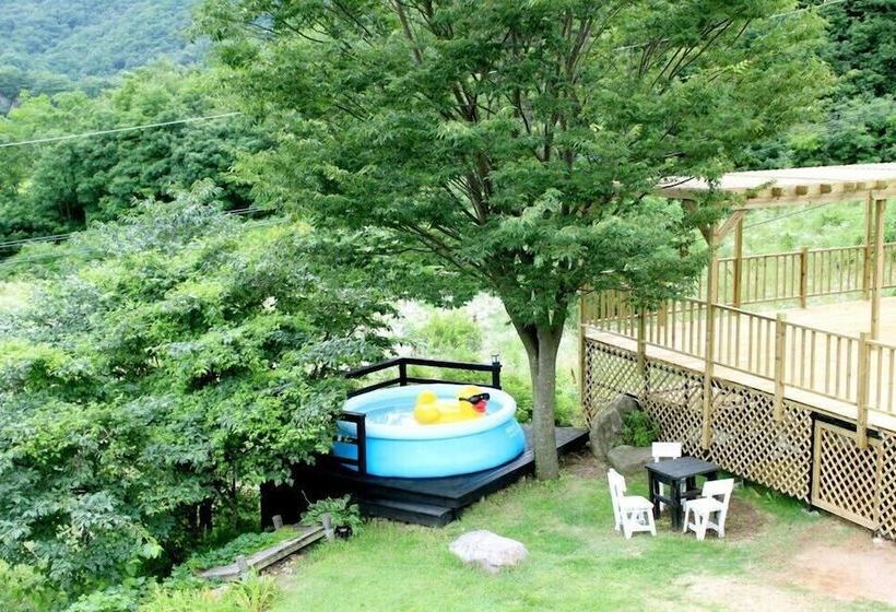 Lumain Pension