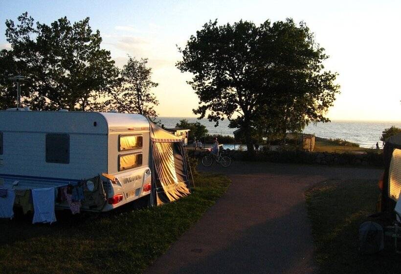 فندق Lundegård Camping & Stugby