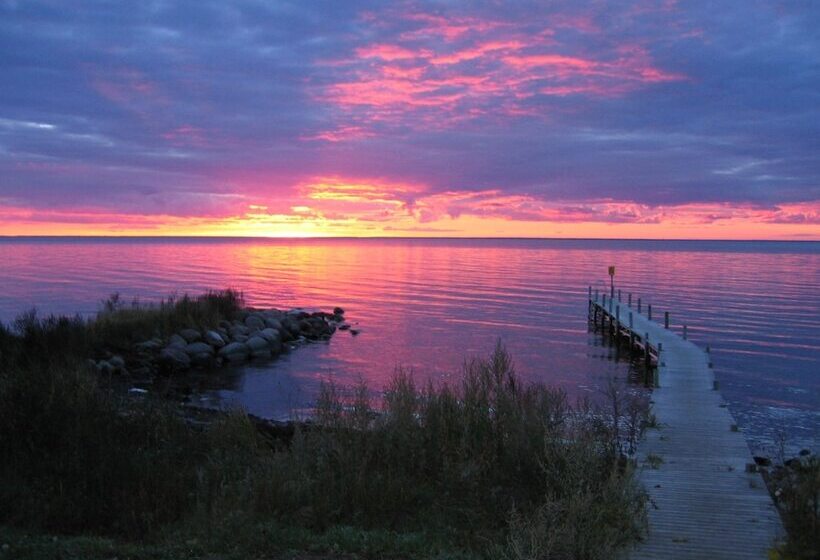 فندق Lundegård Camping & Stugby