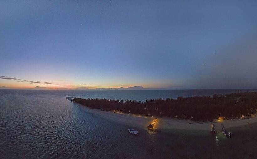 酒店 Sutera @ Mantanani Island Resort & Spa