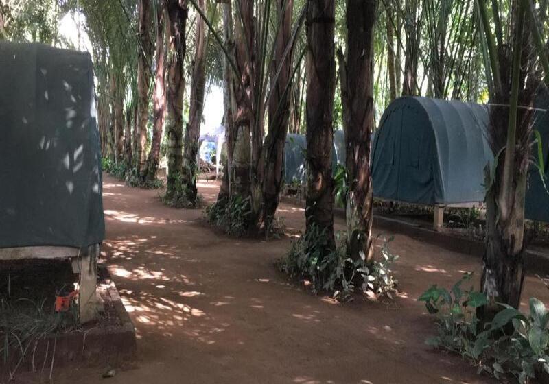فندق صغير Tegal Dukuh Camp