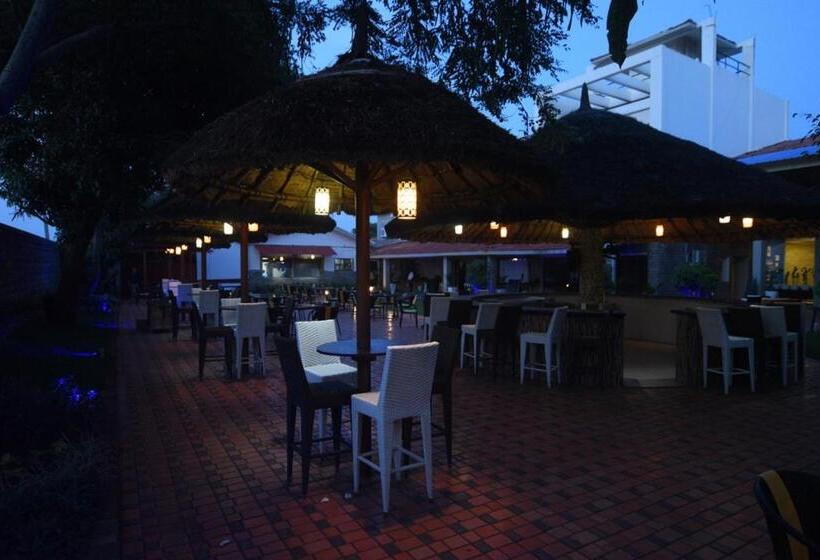 ホテル Dvg Socials Retreat