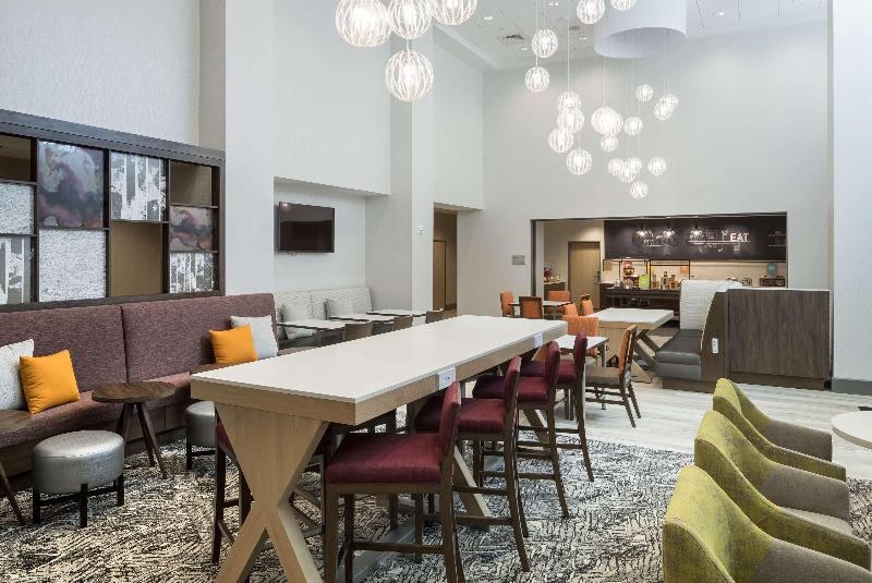 בית מלון כפרי Hampton Inn & Suites Cape Canaveral Cruise Port