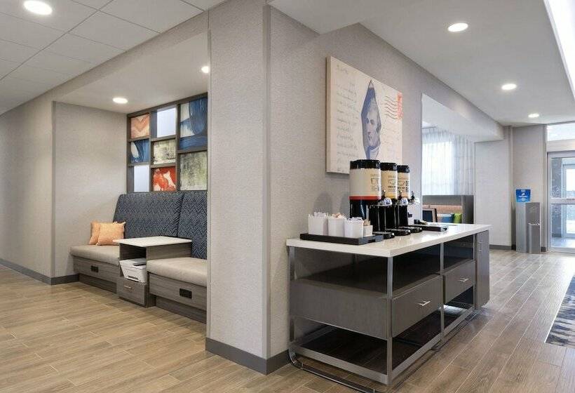 בית מלון כפרי Hampton Inn & Suites St. Charles Old Town Area