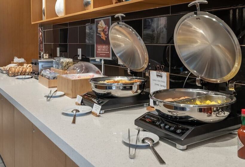 فندق Springhill Suites By Marriott Woodbridge