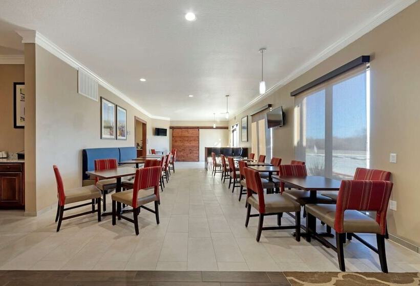 בית מלון כפרי Comfort Inn & Suites Harrah