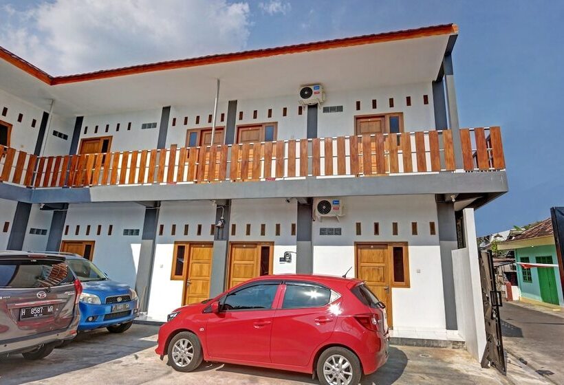 فندق Spot On 90577 Griya Afifah Syariah