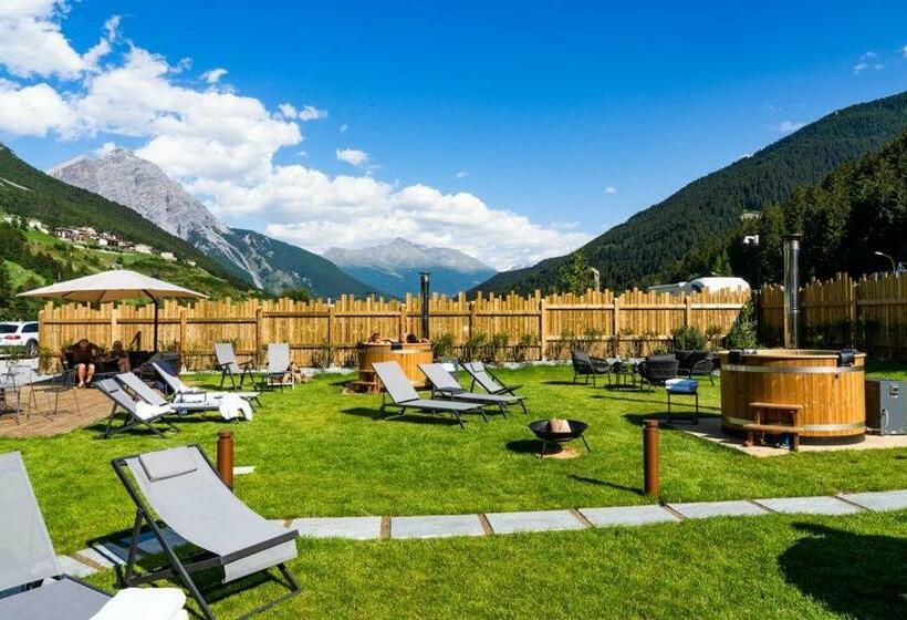 Nira Mountain Resort Futura