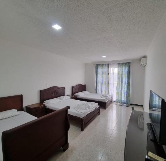 Zahira Hotel Melgar