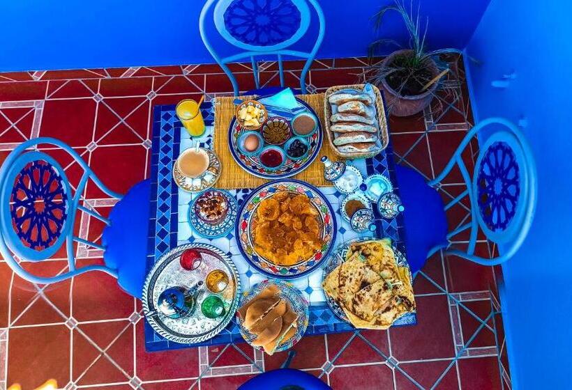 تختخواب و صبحانه Riad Azemmat