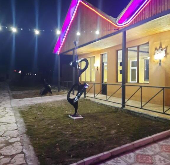 هتل Skazka