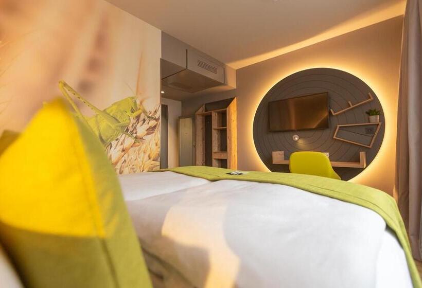 هتل Holiday Inn   The Niu, Mill Cologne Mülheim, An Ihg