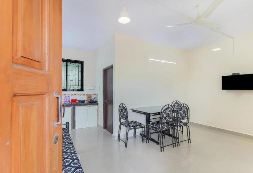 펜션 Oyo Home 81707 Elegant 1bhk Varca