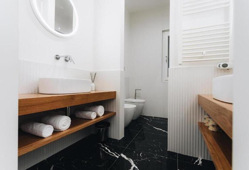 مبيت وإفطار Centoquindici Rooms & Suite