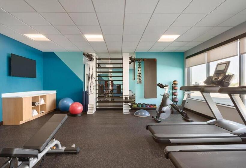 Avid Hotels   Chicago O Hare   Des Plaines