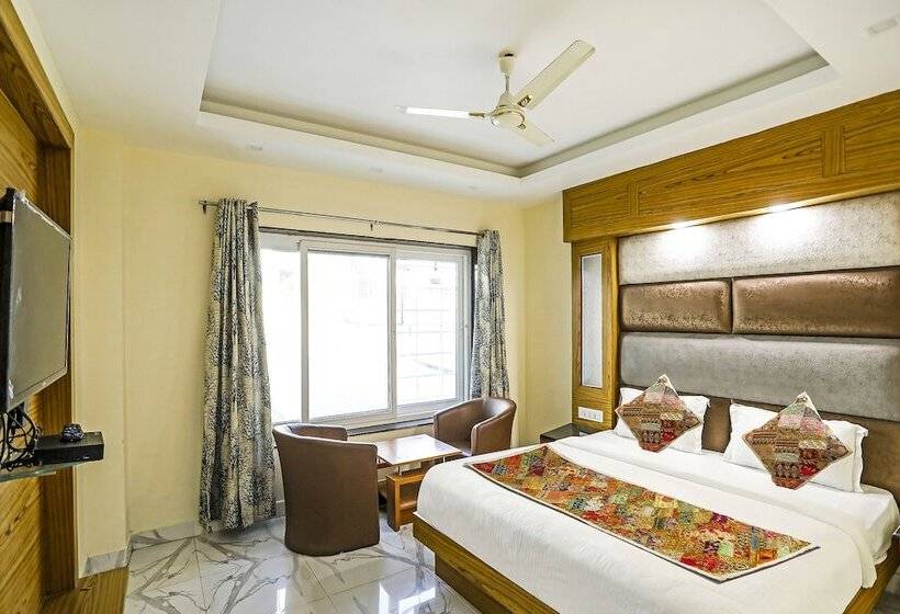 בית מלון כפרי Woods View