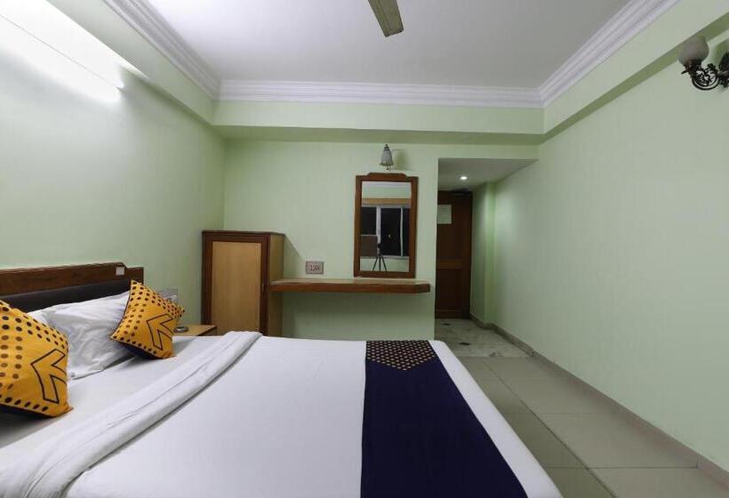 Spot On Hotel Hilltop