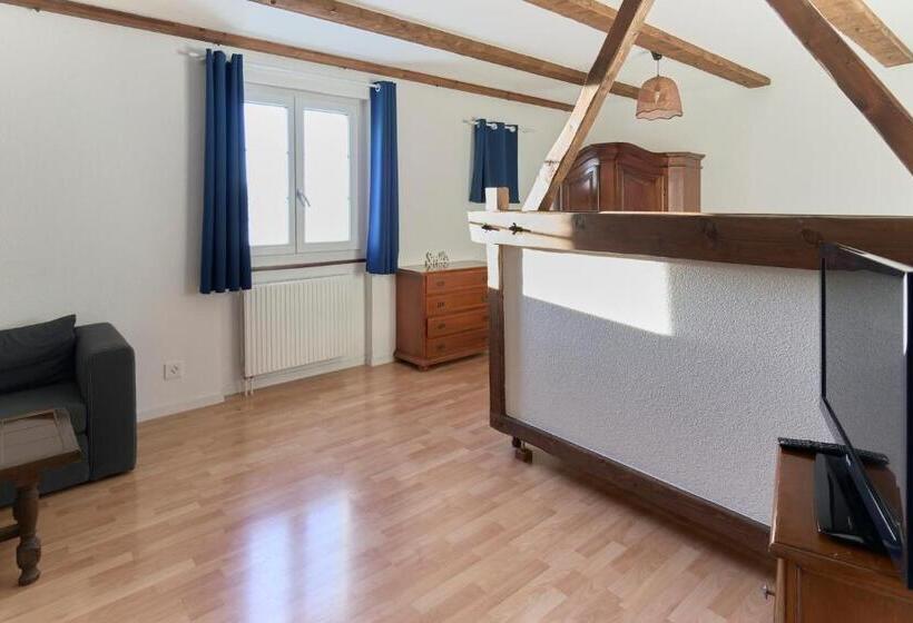 فندق صغير Auberge Du Peu Péquignot