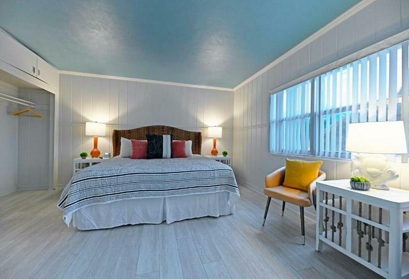 فندق صغير The Islander Inn