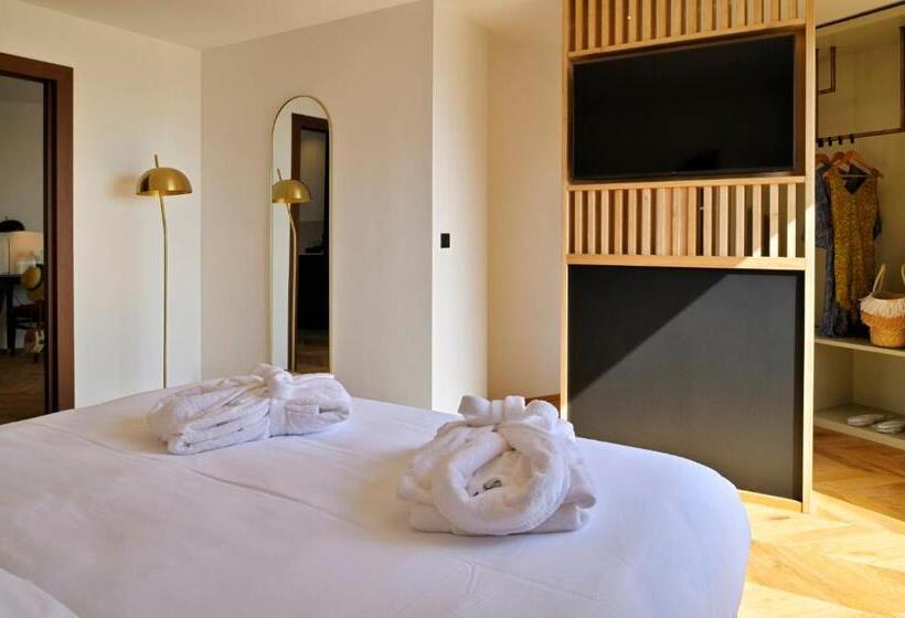 هتل Hôtel & Spa Rocabella