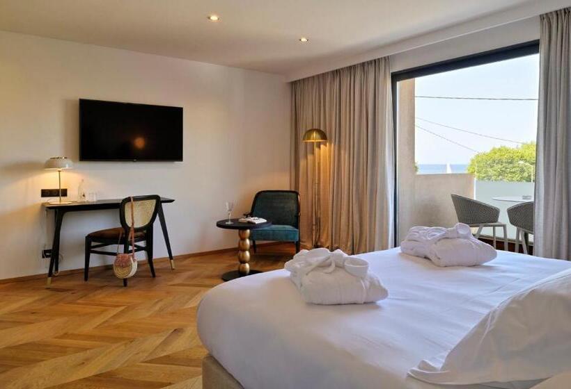 هتل Hôtel & Spa Rocabella