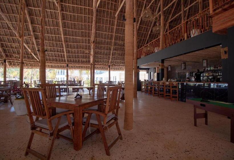 هتل The One Resort Zanzibar