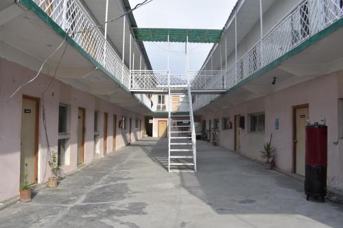 Hotel Tourist World