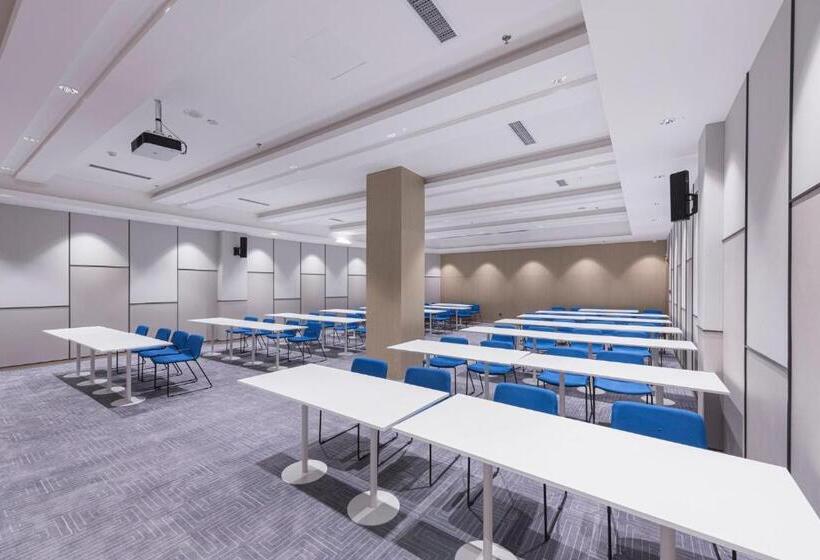 בית מלון כפרי Holiday Inn Express Dengfeng Songshan By Ihg