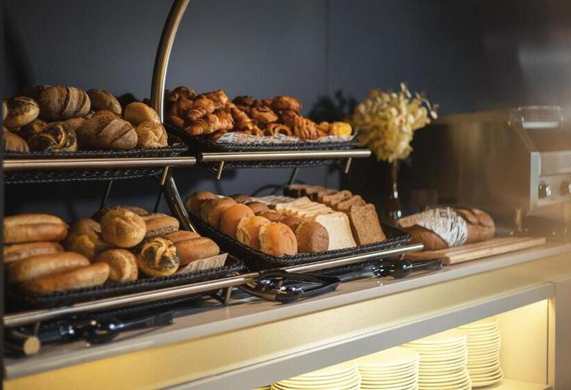 هتل Ibis Styles Arnhem Centre