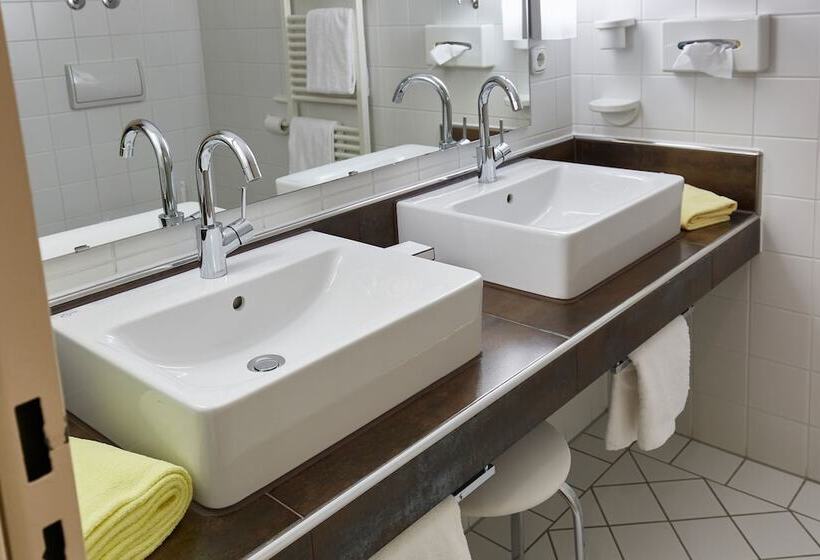 בית מלון כפרי Bayern Vital