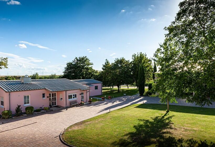 ホテル Landgut Schill