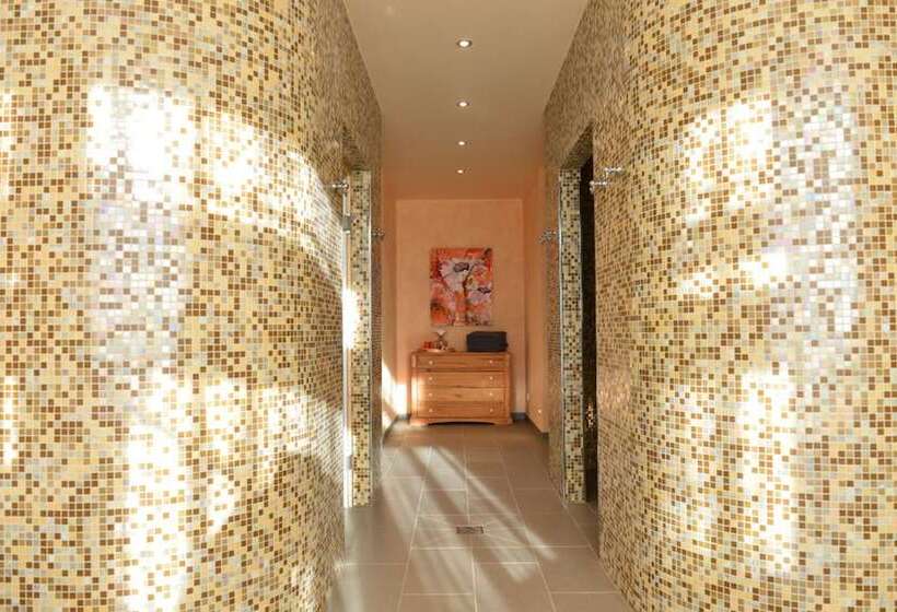 Отель Landhaus Alte Schmiede