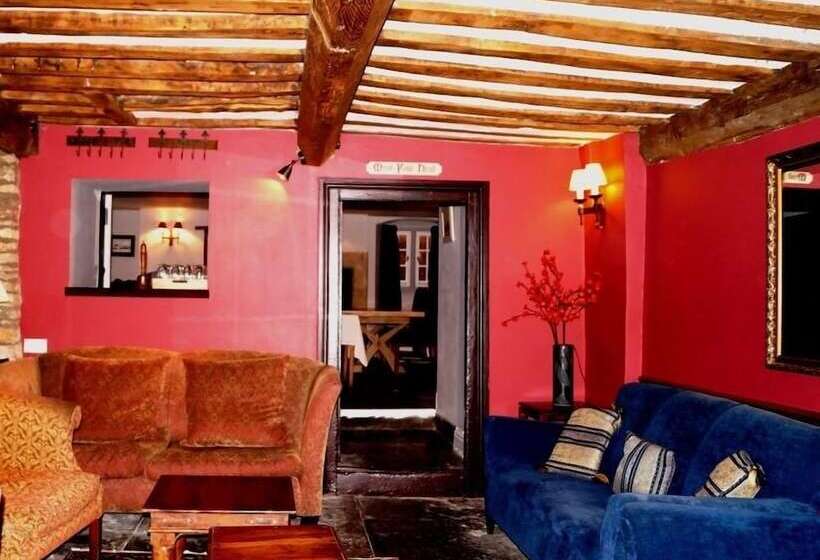 酒店 The Old Priory