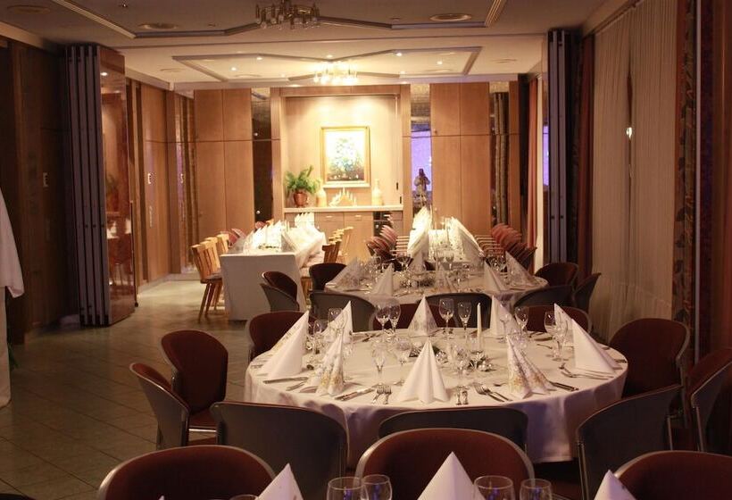 בית מלון כפרי Zum Lowen