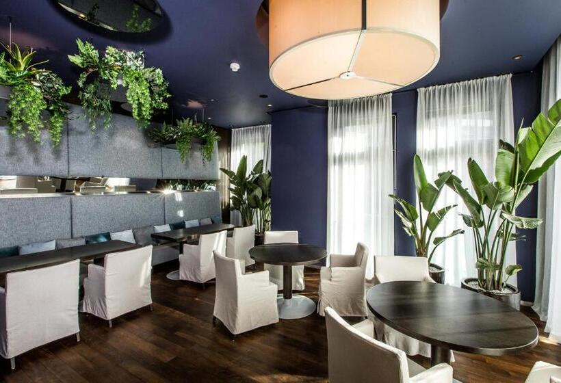 Suiten Aparthotel Aenea