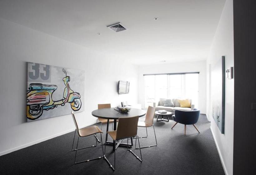 Tyrian Serviced Apartments Fitzroy