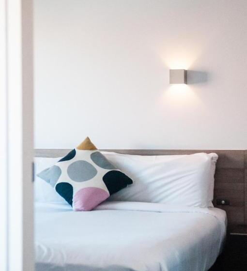 Tyrian Serviced Apartments Fitzroy