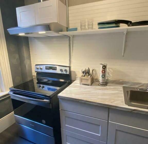 فندق صغير 5 33 Modern Private Studio Awaits You!
