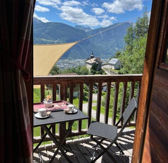 مبيت وإفطار Chalet Le Pery