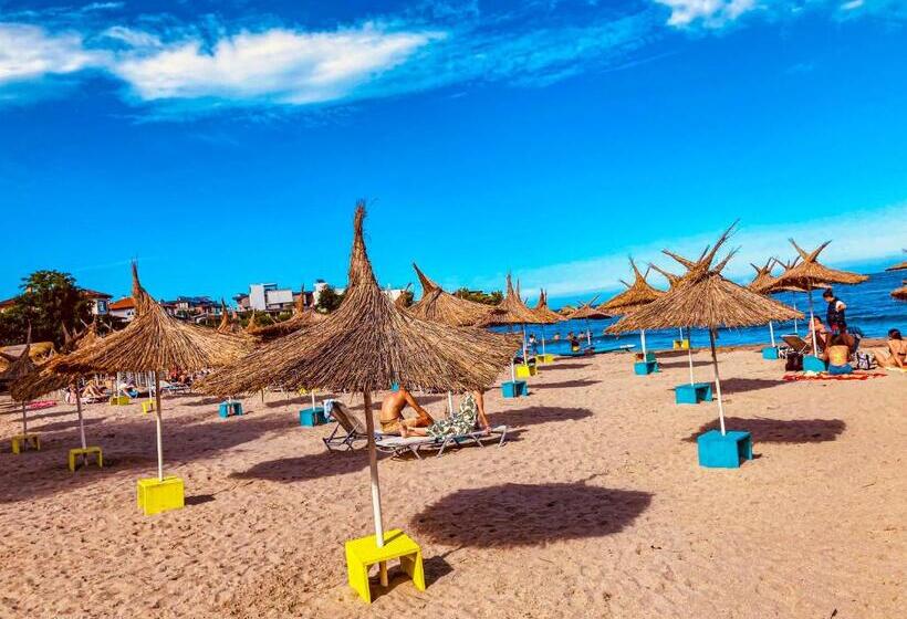 בית מלון כפרי Arapya Resort