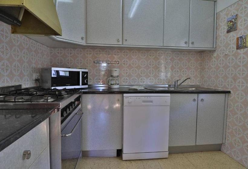 펜션 Casa Vale Do Lobo 114   Great Townhouse Few Minutes Walk From Beach Praca