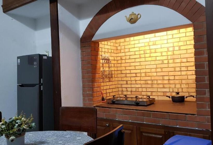 פנסיון Charakama Guest Bungalow   Gampaha