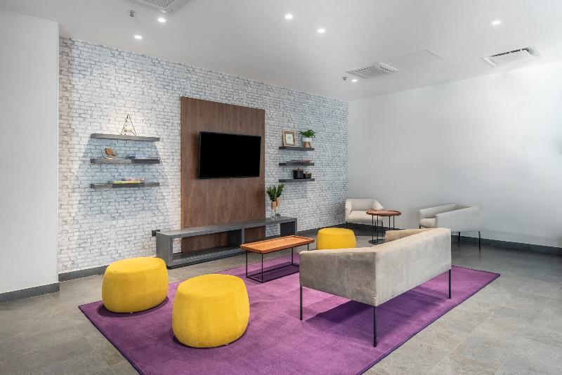 בית מלון כפרי City Express By Marriott Lagos De Moreno