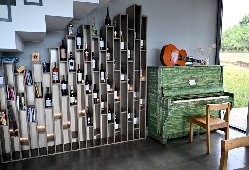 בית מלון כפרי Kaghni