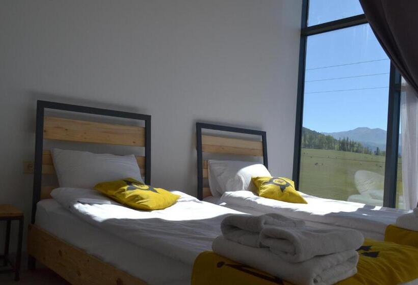 בית מלון כפרי Kaghni