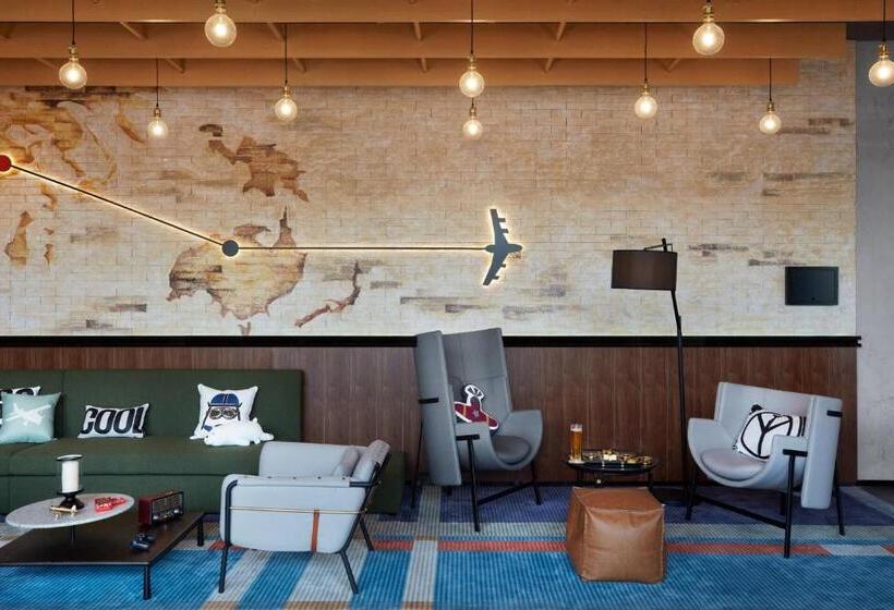 هتل Moxy Shanghai Hongqiao Necc