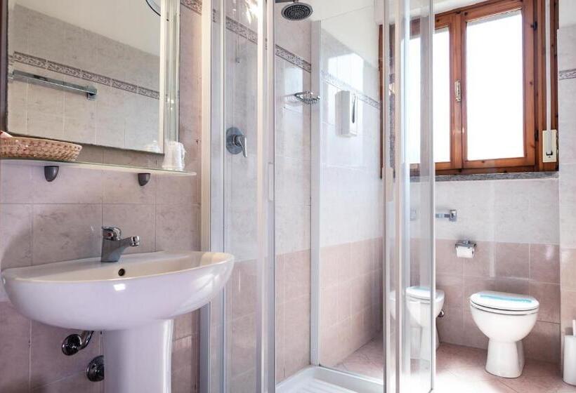 هتل Parco Dei Pini