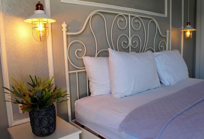 هتل Viya Plus Cesme