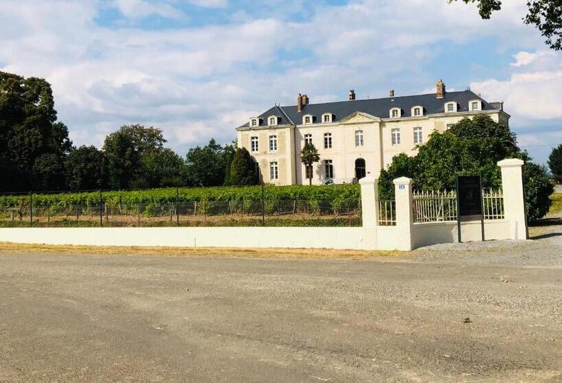 בית מלון כפרי Hôtel Particulier Château Des Marais Proximité Et Vue Sur Le Lac De Grand Lieu